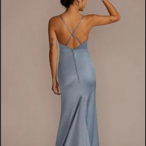ALINA SIGNATURE

satin spaghetti strap mermaid bridesmaid dress
